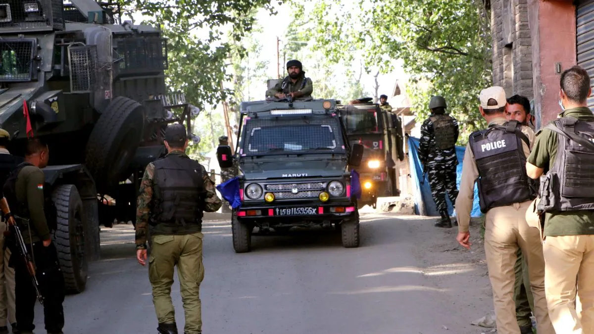 jammu-kashmir-doda-terror-attack-gunfight-between-jk-terrorists-encounter-security-forces-in-dessa-injuries-deaths-indian-army